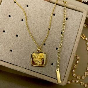 Elegant 18k Gold Rose Coin Pendant Necklace